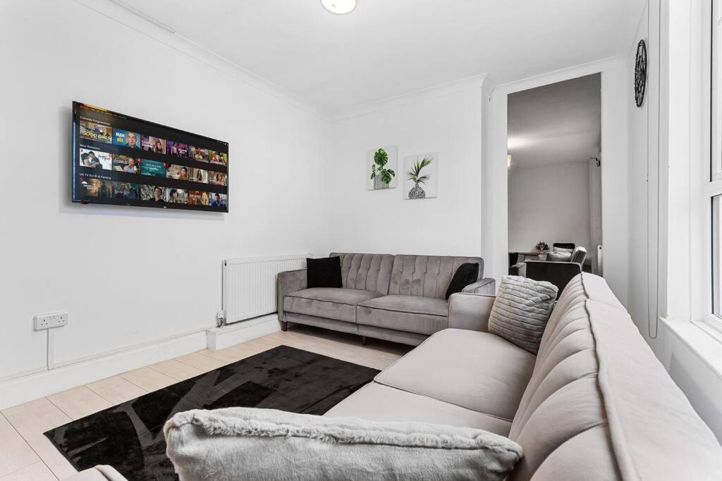 Holiday Home Near Kings Cross Sleep 12 Sp7 Londýn Exteriér fotografie
