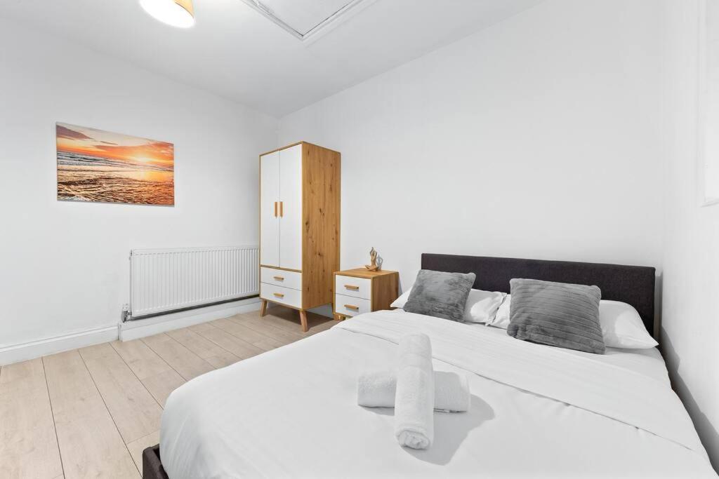 Holiday Home Near Kings Cross Sleep 12 Sp7 Londýn Exteriér fotografie